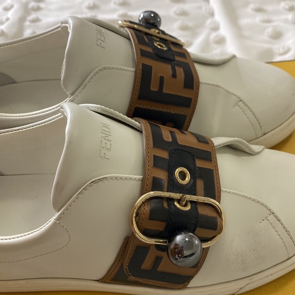 Preowned FENDI sneakers - Picture 8 of 9